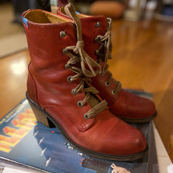 John Fluevog Nuni Boot - Picture 1 of 3